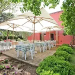 فندق Agrialbergo La Sugherella