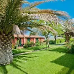 فندق Agrialbergo La Sugherella