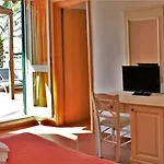 Agrialbergo La Sugherella 3*