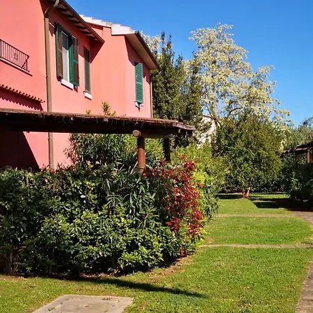 Agrialbergo La Sugherella