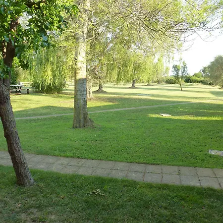 Agrialbergo 3*