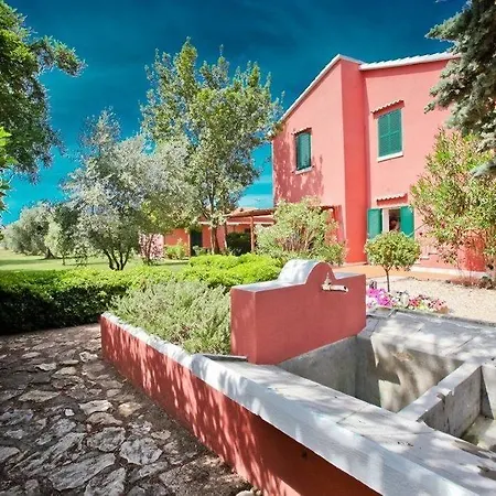 Agrialbergo 3*