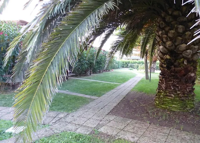 Agrialbergo La Sugherella 3*